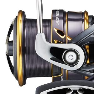 Daiwa Caldia MQ LT 2000D spoel