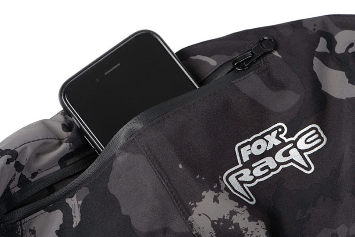 /environment/cache/images/productGfx_69492_700_700/nfw001_006_rage_lightweight_camo_waders_zip_pocket_detail_1.jpg